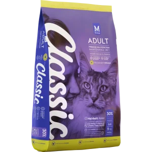 Montego Classic Adult Cat Chicken Dry Cat Food bag